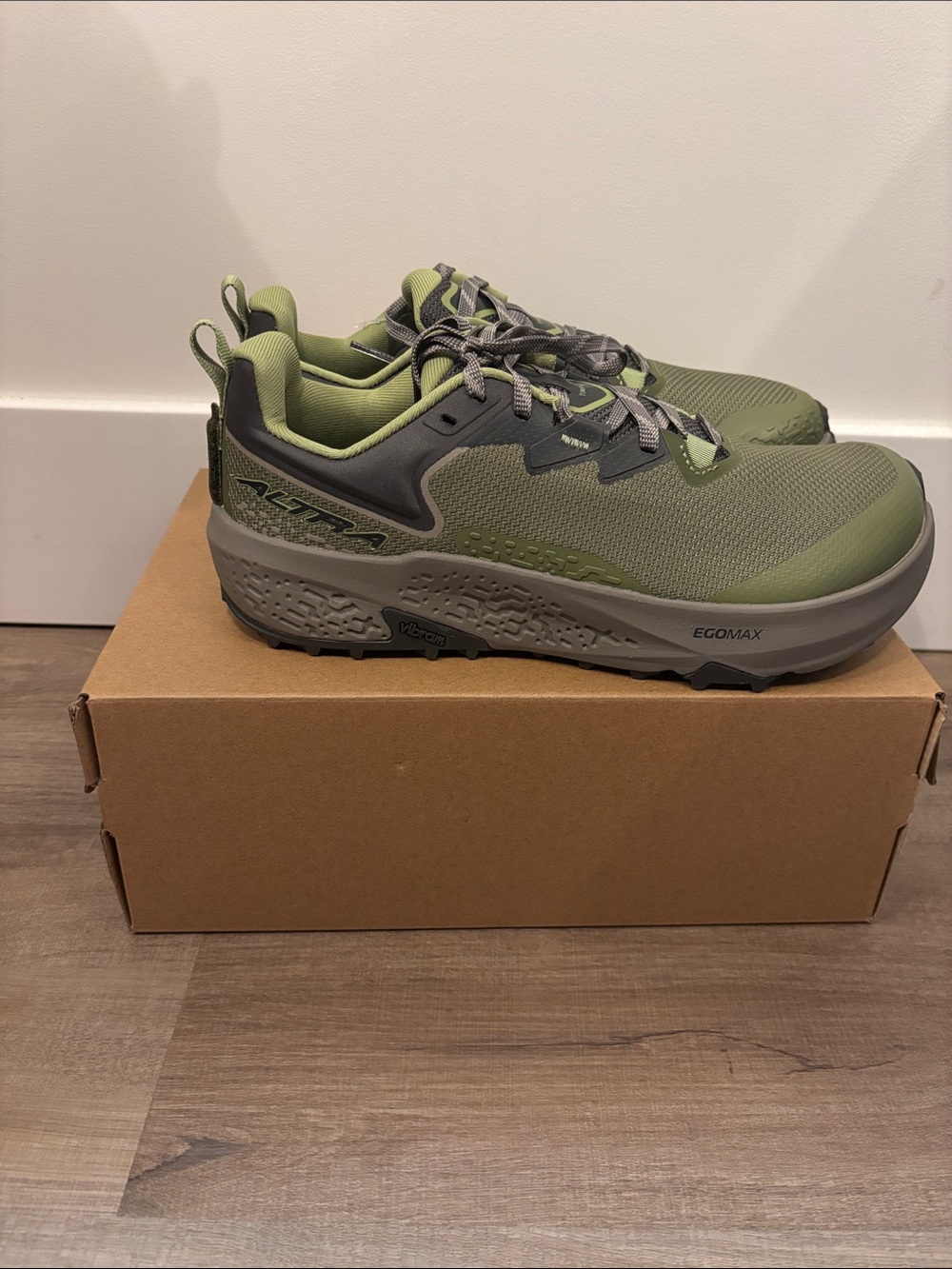 Altra Men's Timp 6 Dusty Olive Size 8 New with Box